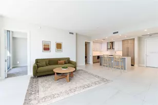 275 1st Ave S, Saint Petersburg, FL 33701 - Photo 13