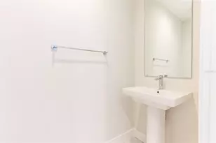 275 1st Ave S, Saint Petersburg, FL 33701 - Photo 11