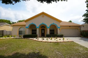 9214 Sunnyoak Dr, Riverview, FL 33569 - Photo 1