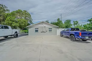 7226 Donald Ave, Tampa, FL 33614 - Photo 9