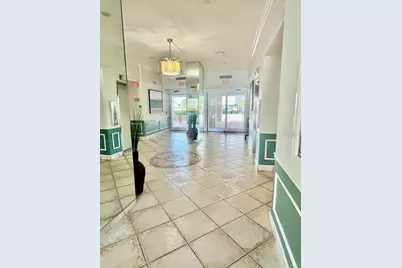 851 Bayway Boulevard #405, Clearwater Beach, FL 33767 - Photo 3
