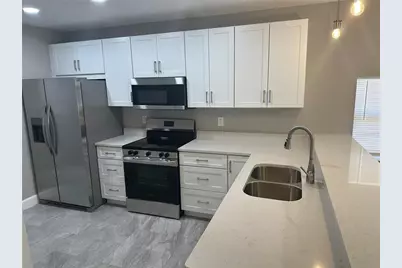 2901 20th Street N, Saint Petersburg, FL 33713 - Photo 5