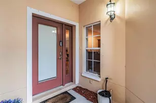 415 Barcelona Dr, Saint Petersburg, FL 33716 - Photo 3