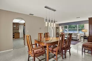 11235 Apache Pl, Largo, FL 33774 - Photo 9