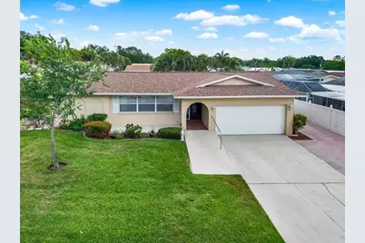 11235 Apache Place, Largo, FL 33774 - Photo 1