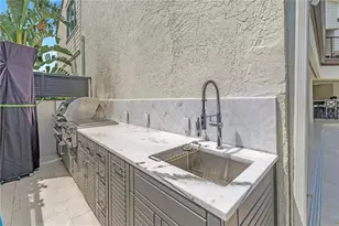 4931 61st Ave S, Saint Petersburg, FL 33715 - Photo 77
