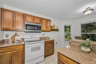 11116 Jenkins Ct, San Antonio, FL 33576 - Photo 13