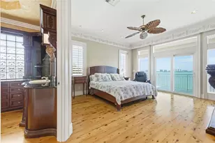 24 N Pine Cir, Belleair, FL 33756 - Photo 41