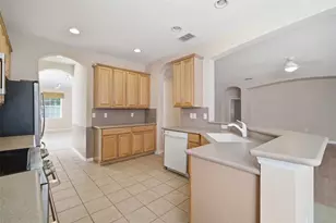 1520 Rhodeswell Ln, Dover, FL 33527 - Photo 13