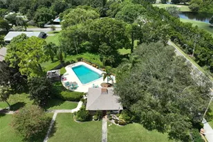 1865 Clearbrooke Dr, Clearwater, FL 33760 - Photo 45