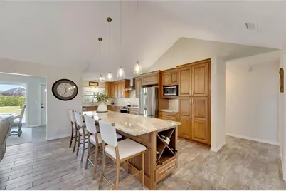 2002 E View Drive, Sun City Center, FL 33573 - Photo 3