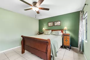 705 Westmont Way, Sun City Center, FL 33573 - Photo 19