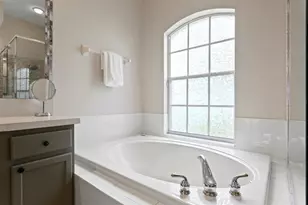 22953 Bay Cedar Dr, Land O Lakes, FL 34639 - Photo 33