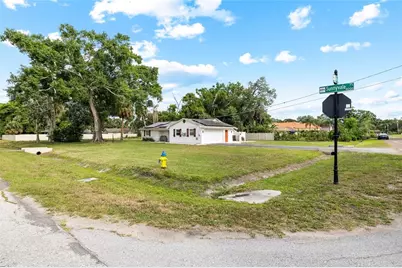 8212 Sunny Vale Place, Tampa, FL 33615 - Photo 37