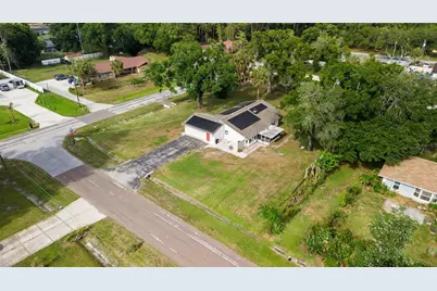 8212 Sunny Vale Place, Tampa, FL 33615 - Photo 43