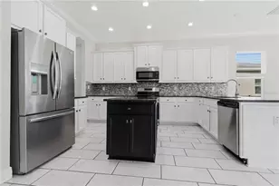 30271 Southernwood Ct, Wesley Chapel, FL 33543 - Photo 13