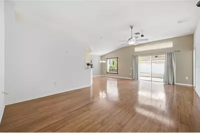 25337 Lexington Oaks Boulevard, Wesley Chapel, FL 33544 - Photo 11