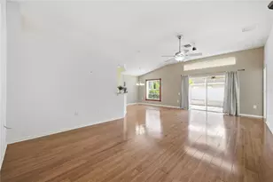 25337 Lexington Oaks Blvd, Wesley Chapel, FL 33544 - Photo 11