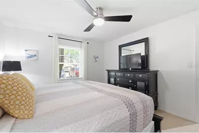 5280 Coquina Key Drive SE #A furnished seasonal, Saint Petersburg, FL 33705 - Photo 21