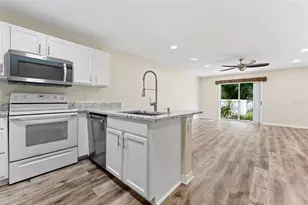 8421 Edgewater Pl Blvd, Tampa, FL 33615 - Photo 5