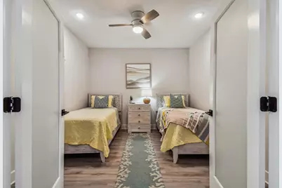 19505 Gulf Boulevard #404, Indian Shores, FL 33785 - Photo 23