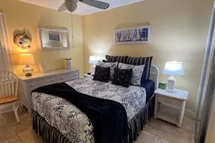 5164 Beach Dr SE, Saint Petersburg, FL 33705 - Photo 25