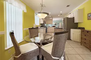 194 S Port Royal Ln, Apollo Beach, FL 33572 - Photo 11