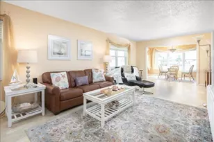 12405 3rd St E, Treasure Island, FL 33706 - Photo 9