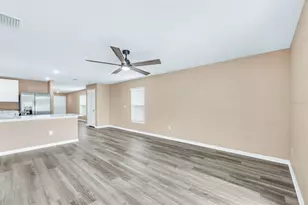 5029 Rocky Coast Pl, Palmetto, FL 34221 - Photo 7