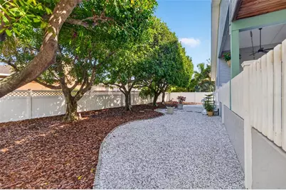 615 Monte Cristo Boulevard, Saint Petersburg, FL 33715 - Photo 37