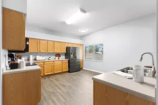 1758 Oak Pond Ct, Oldsmar, FL 34677 - Photo 11