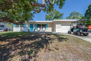 942 Dumont Dr, Dunedin, FL 34698 - Photo 3