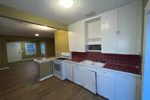 2013 Oceanview Pl, Tampa, FL 33605 - Photo 9