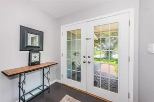 1496 49th Ave NE, Saint Petersburg, FL 33703 - Photo 9