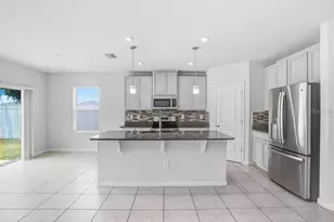 10677 Gliding Eagle Wy, Land O Lakes, FL 34638 - Photo 17