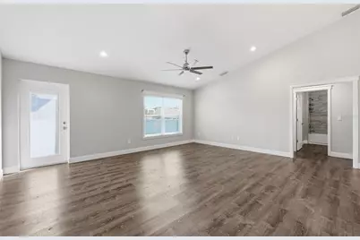 5332 Pierpoint Avenue, Spring Hill, FL 34608 - Photo 11