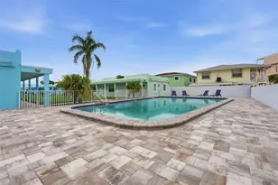 17880 Gulf Blvd, Saint Petersburg, FL 33708 - Photo 13