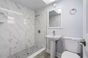17880 Gulf Blvd, Saint Petersburg, FL 33708 - Photo 11