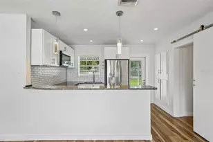 784 87th Ave N, Saint Petersburg, FL 33702 - Photo 13