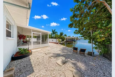 6513 Abaco Drive, Apollo Beach, FL 33572 - Photo 5