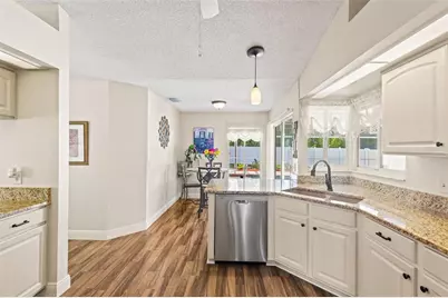 2739 Horseshoe Drive, Plant City, FL 33566 - Photo 5
