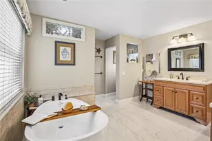 2754 Buckhorn Oaks Dr, Valrico, FL 33594 - Photo 21