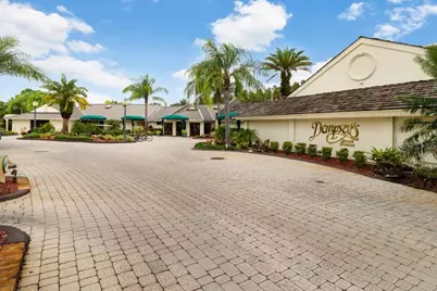 30303 Laurelwood Lane, Wesley Chapel, FL 33543 - Photo 75