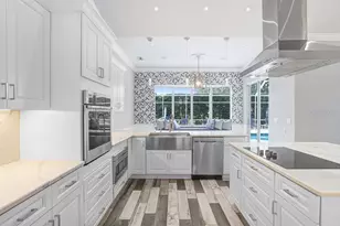 30303 Laurelwood Ln, Wesley Chapel, FL 33543 - Photo 17