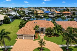 929 Allegro Ln, Apollo Beach, FL 33572 - Photo 65