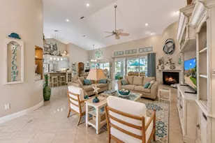 929 Allegro Ln, Apollo Beach, FL 33572 - Photo 13