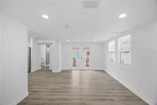 1315 22nd Ave S, Saint Petersburg, FL 33705 - Photo 13