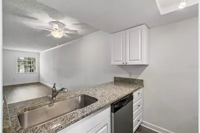 4813 McElroy #D108, Tampa, FL 33611 - Photo 7