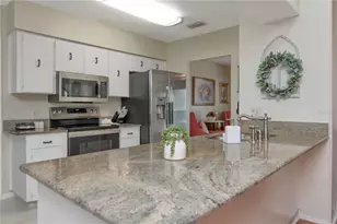18318 Dolly Brook Ln, Lutz, FL 33549 - Photo 9