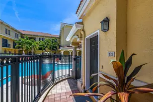 131 Grand Beach Pl, Tampa, FL 33609 - Photo 3
